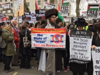 juif_orthodoxe_manif_londres_bis.jpg