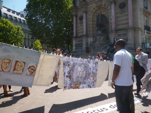 karim_devant_toiles_st_michel_bonne.jpg