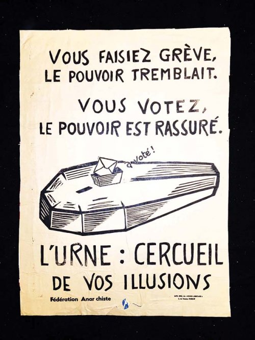 l_urne_cercueil.jpg