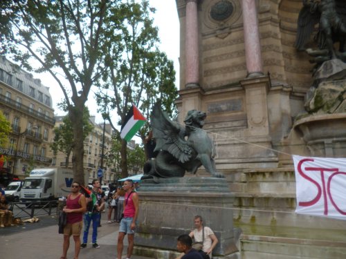 lion_drapeau_st_mich_4_juillet.jpg