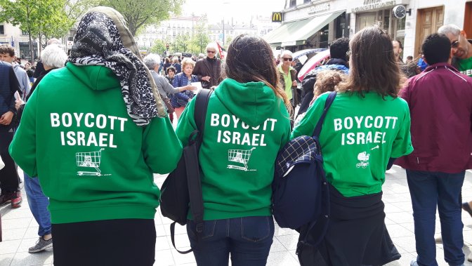 lyon_hp_3_tshirt_boycott_de_dos.jpg