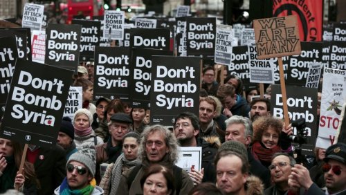manif_don_t_bomb_syria_a_londres.jpg