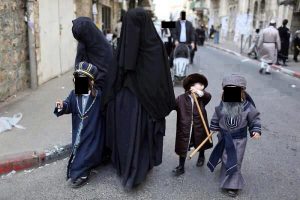 mea_shearim_burka.jpg