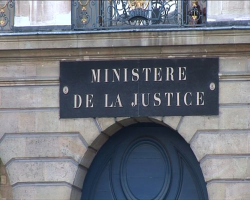 ministe_re_de_la_justice_plaque-2.jpg