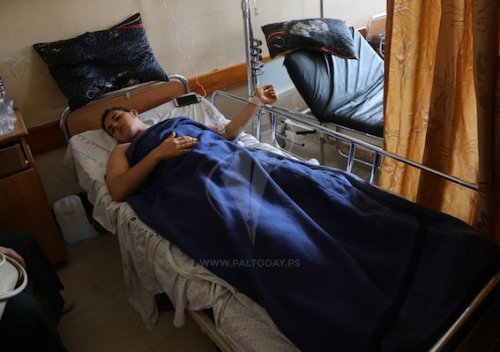 mohamed_qasem_17_ans_ampute_des_deux_jambes-2.jpg