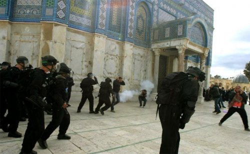 mosque_e_al_aqsa_soldats-2.jpg
