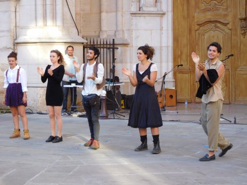 musiciens_avec_mounai_m-2.jpg