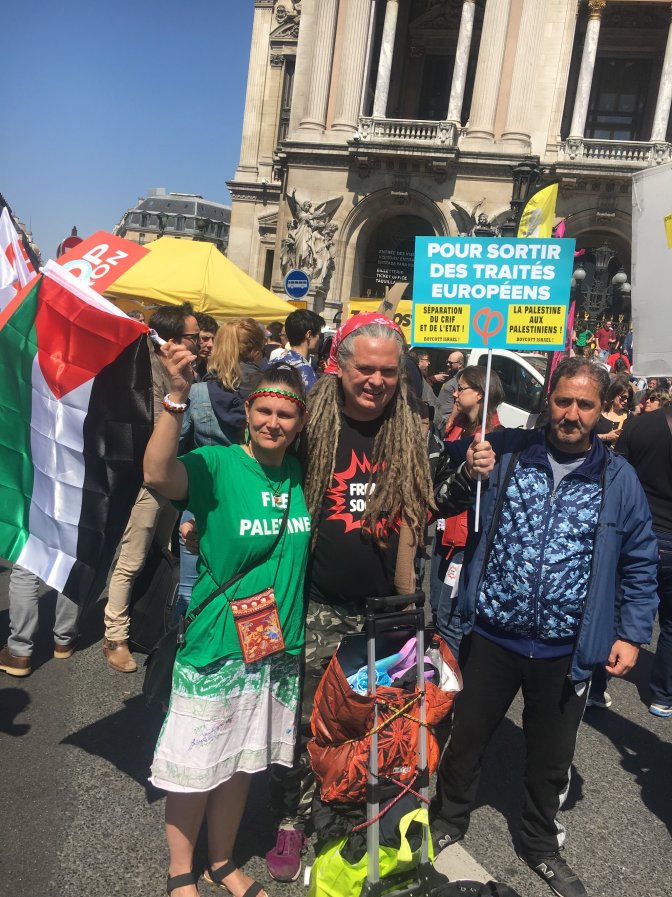 nathalie_a_stop_macron.jpg