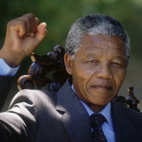 nelson_mandela_pour_brochure.jpg