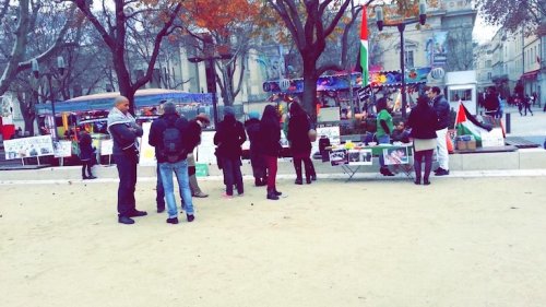 nimes_table_d_info.jpg