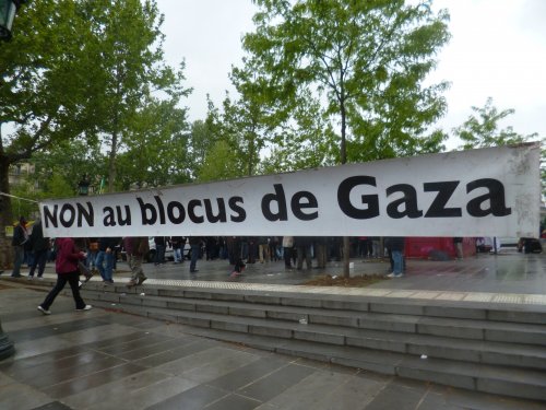 non_au_blocus_1er_mai.jpg