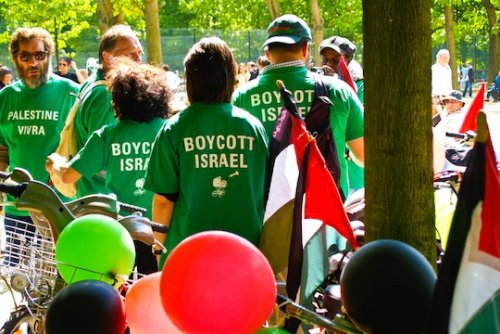 nos_t.shirts_boycott.jpg