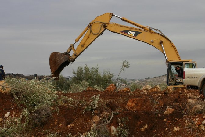 oliviers_de_racine_s_bulldozer_jabara_-2.jpg