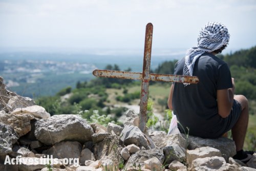 palestinien_croix_village_Iqrit_Nord_Israel.jpg