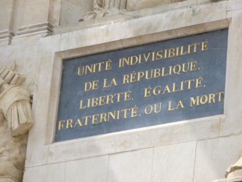 plaque_liberte_egalite_troyes.jpg