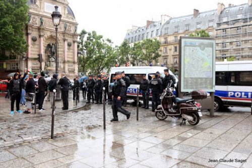 policiers_cars.jpg