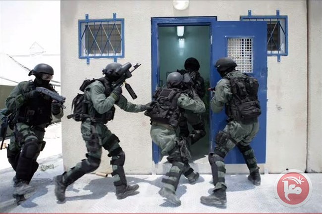 raids_prison.jpg