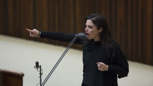 shaked_ayelet_a_la_knesset.jpg