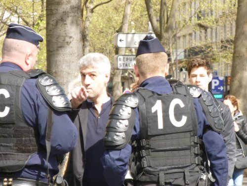 sioniste_e_jecte_le_monde_juif.jpg
