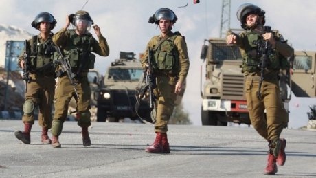 soldats_et_jeeps_cisjordanie.jpg