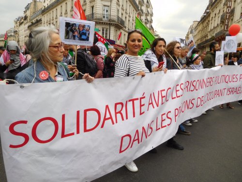 solidarite_prisonniers_banderole.jpg