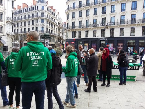 sweats_boycott_dos_lyon_-2.jpg
