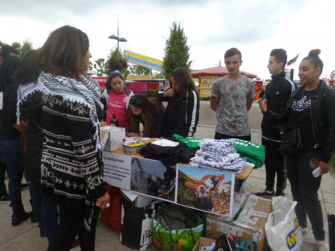 thionville_table_jeunes.jpg