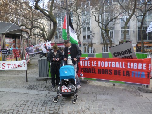 vive_football_libre_et_poussette.jpg