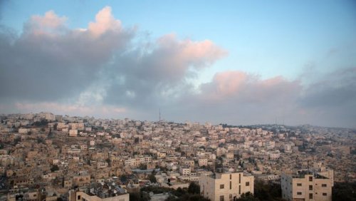 vue-aerienne-de-hebron-en-cisjordanie-le-15-decembre-2015_5499867.jpg