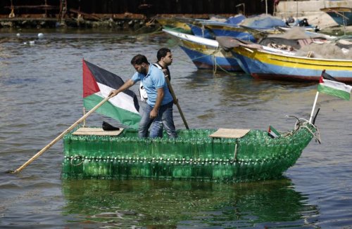 bouteilles_mer_gaza_2.jpg