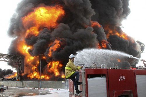 centrale_e_lectrique_gaza_bombarde_e_en_2014-2.jpg