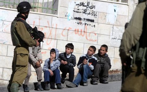 enfants_palestiniens_soldats.jpg