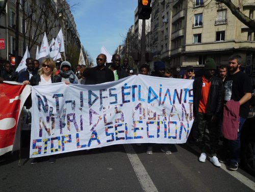 etudiants_stop_se_lection-2.jpg
