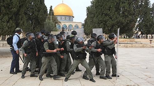 jeru_policiers.jpg
