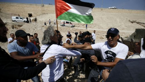 manif_khan_al_ahmar.jpg