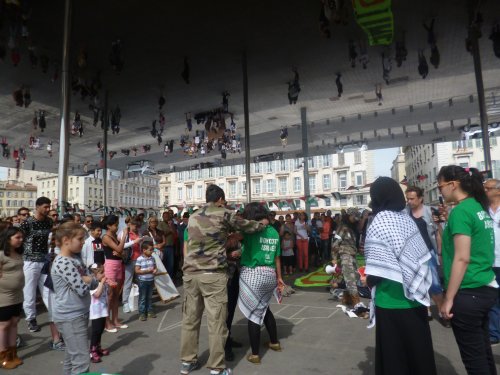 marseille_checkpoint_violence_public.jpg