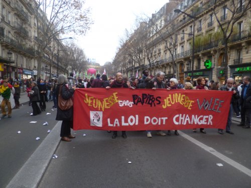 migrants_jeunesse_volee.jpg