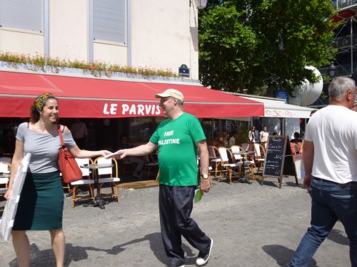 philippe_tract_bonne_beaubourg.jpg