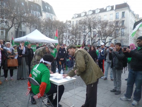 rayan_beaubourg_reduit_-_copie.jpg