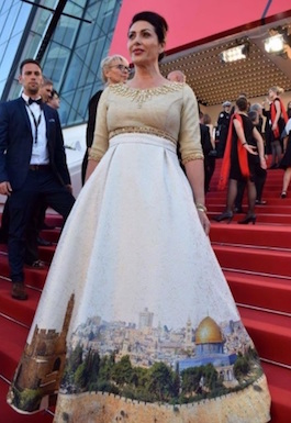 regev-robe_cannes-2.jpg