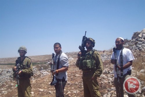 soldats_colons_armes.jpg